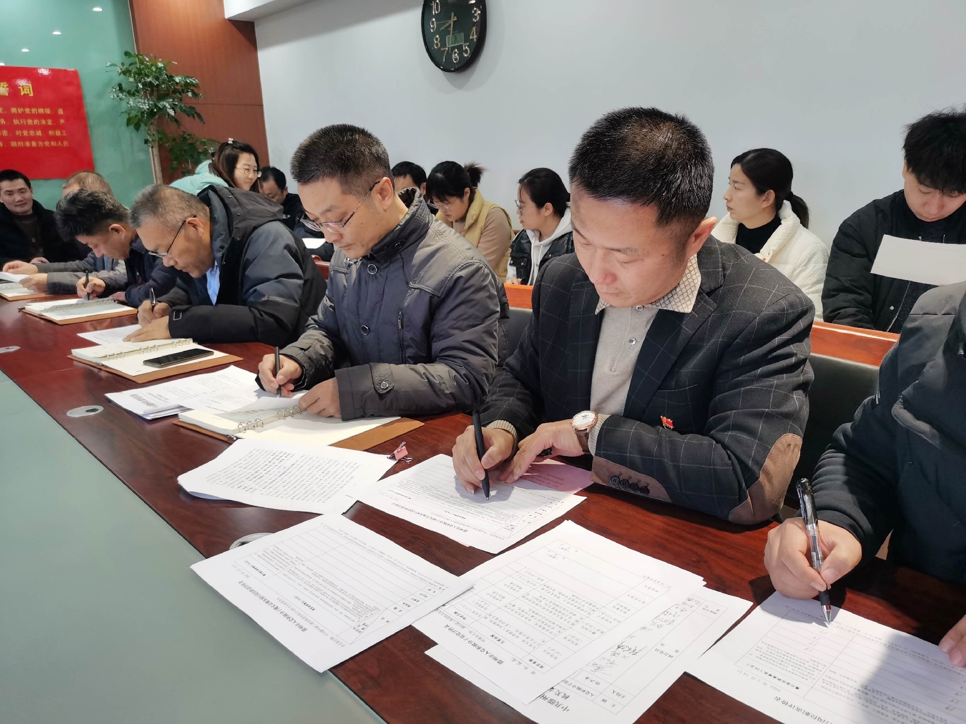 1644803602868880.jpg 4.jpg